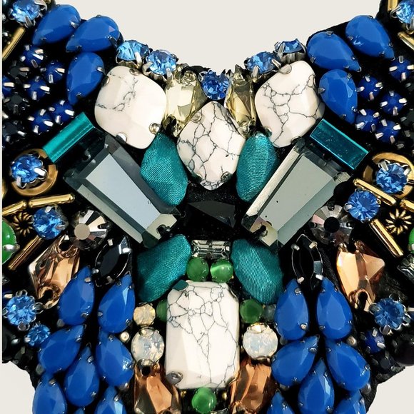 Nocturne Statement Necklace - Picture 5 of 7